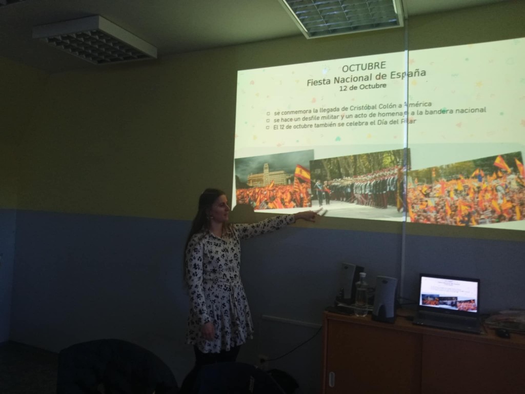 f7aa611b-afb3-4f46-a4c4-10b258d87090